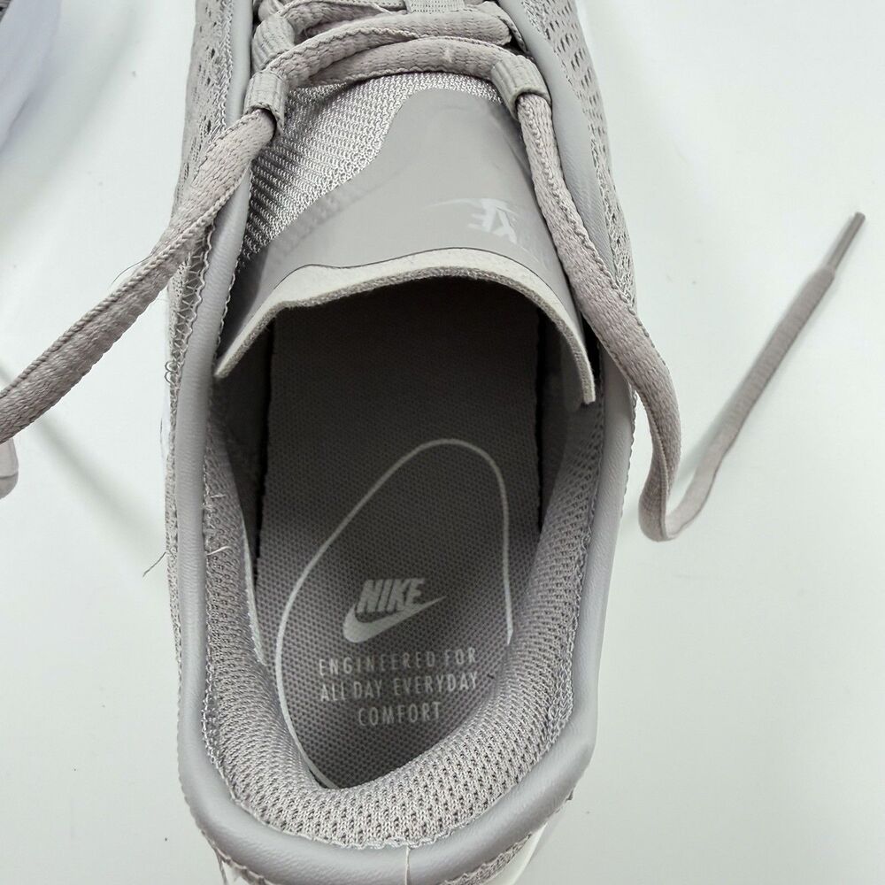 Nike Air Max Motion 2 Men’s Running Shoes Gray White AO0266-101 Size 8.5 - Picture 9 of 11